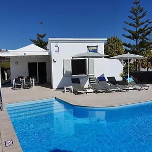2-bedroom-villas-cassandra-and-katrina-with-private.puertodelcarmen-hotels.org/